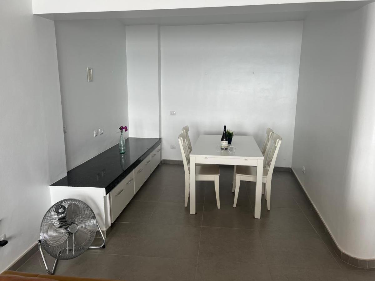 Edificio Playa Chica Apartment El Medano (Tenerife)