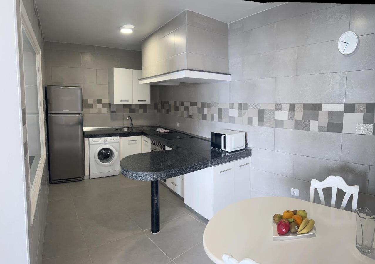 Edificio Playa Chica Apartment