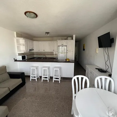 Edificio Playa Chica Apartment El Medano  Exterior photo