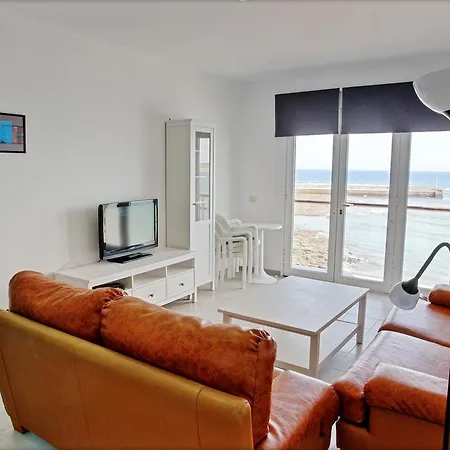 Edificio Playa Chica Apartment El Medano  Exterior photo